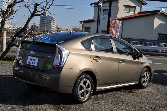 トヨタ プリウス Sマイコーデ 特別仕様車黒茶レザー ブロンズマイカー 