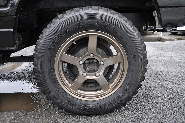 スズキ　ジムニーワイルドウインド　4ＷＤ黒